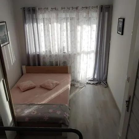 Helenka Apartment Debina  Room photo